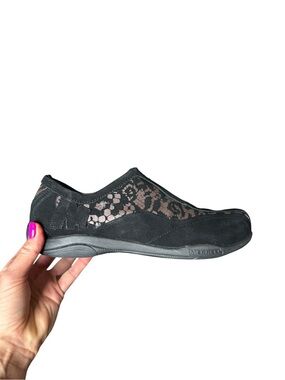 Merrell Black Leopard Print Zip Comfort Shoes Women’s 11 Y2K Athleisure